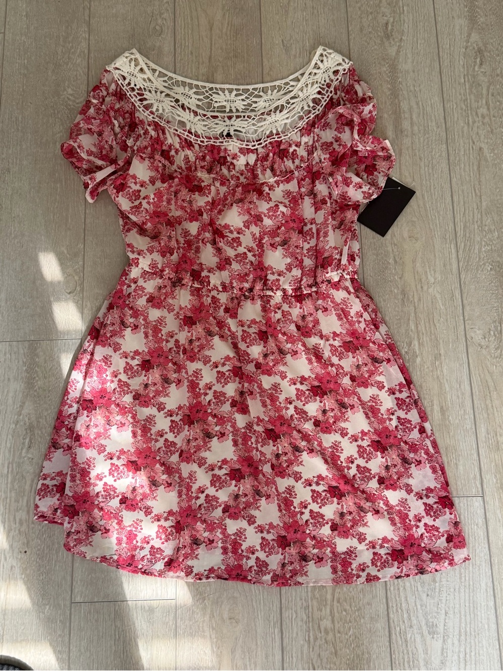 Crochet-Yoke Pink Floral Casual Dress